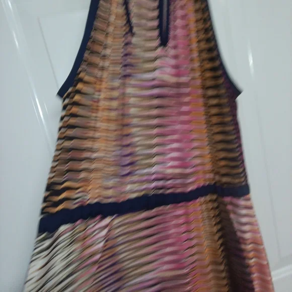 🦄 Elegant Multicolor Sleeveless Dress Size Large 24" And Stretchy - Picture 13 of 15